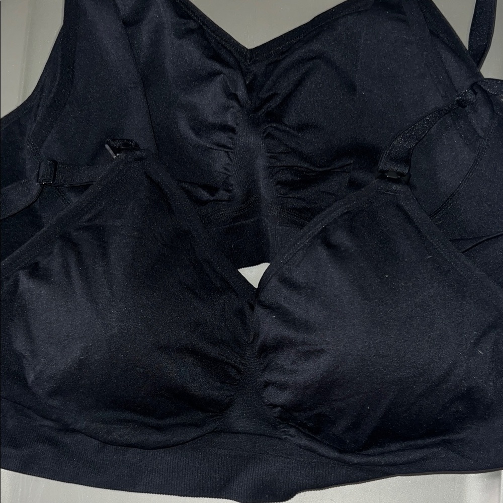 Black Seamless Nursing Bra with Adjustable Straps